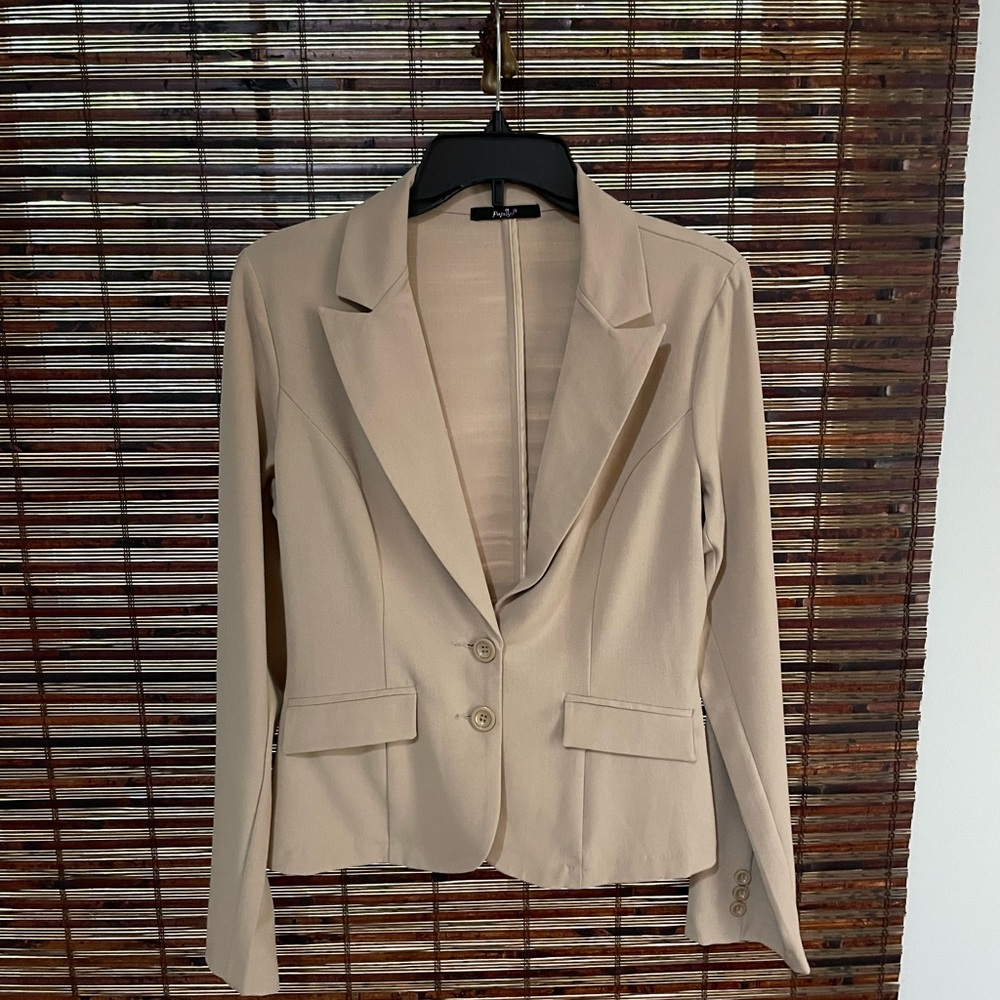 🍭3/$10 Papaya Women’s Blazer : Size Med : Tan - Picture 8 of 8